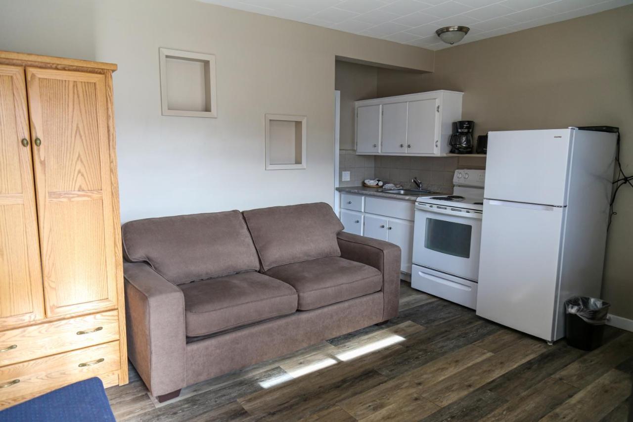 Richter Pass Beach Resort Osoyoos Εξωτερικό φωτογραφία