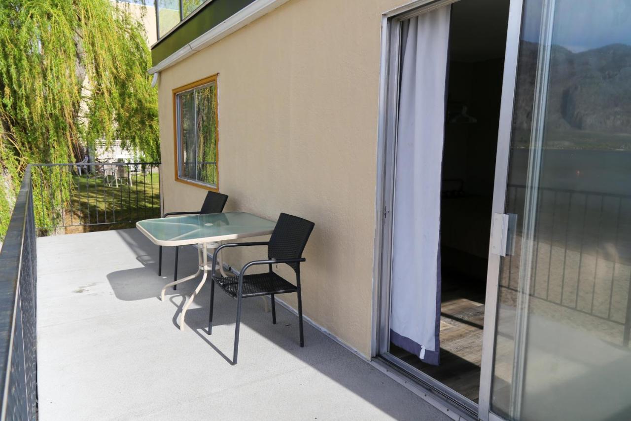 Richter Pass Beach Resort Osoyoos Εξωτερικό φωτογραφία